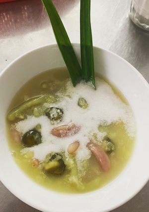 Hình của món Chè bánh lọt bột lọc đậu xanh.
