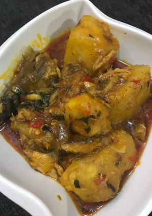 A picture of Porridge Yam.