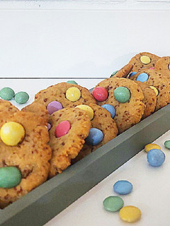 Una foto de Galletas de lacasitos veganas