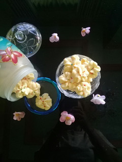 Foto resep Semprit susu(tiga bahan)