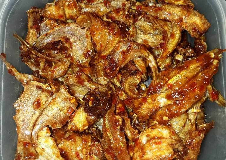 Langkah Mudah untuk Membuat Ikan asin balado, Anti Gagal
