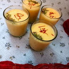 Custard shake (mango flavour) A picture of Custard shake (mango flavour).