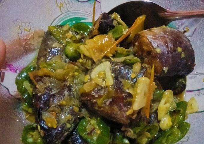 Ikan tongkol cabe ijo