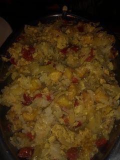 Una foto de Revuelto de verduras, huevo y arroz ! Fácil, rico y saludable 👏