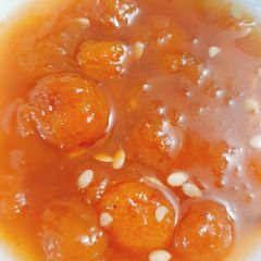 A picture of Aloo bukhary ki chutney.
