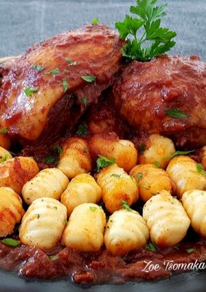 Φωτογραφία της συνταγής Νιόκι πατάτας με κοτόπουλο κοκκινιστό
