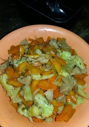 Foto resep Tumis wortel kol bakso