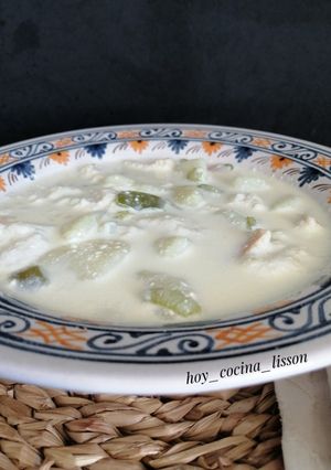 A picture of Antoñita's Gazpachuelo.