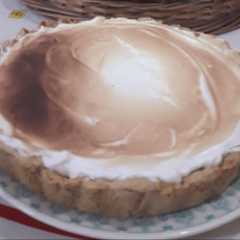 Una foto de Lemon Pie 🍋 Fácil y Económico! 😊😄