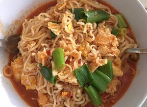 Foto resep Mie telor rebus gochujang (bumbu ulek) 🍜