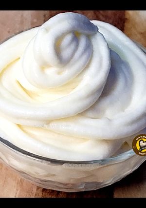 A picture of How To Perfectly Make A Whipping Cream.