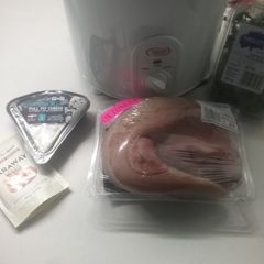 A picture of Slow cooked ox tongue served with danish blue cheese sauce.