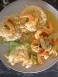 Encocado de pescado y camarón