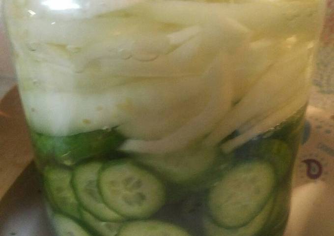 How to Make Perfect Refrigerator Pickled Cucumber and onion