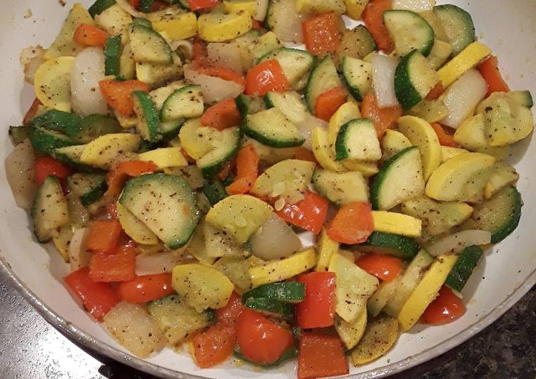 Simple Way to Prepare Quick Squash Medley