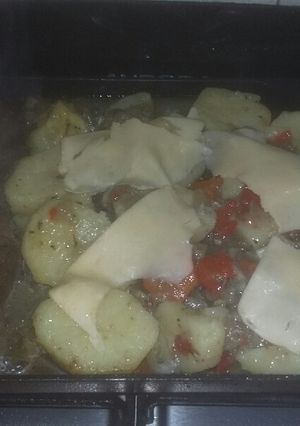 Una foto de Costeletas de carne y vegetales a la plancha!!! 💖