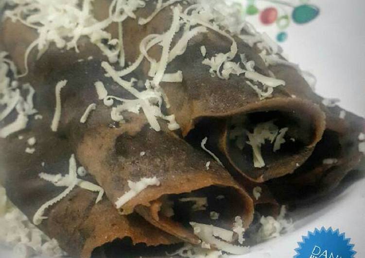 Cara menyiapkan Pancake pisang coklat gulung keju , Bikin Ngiler