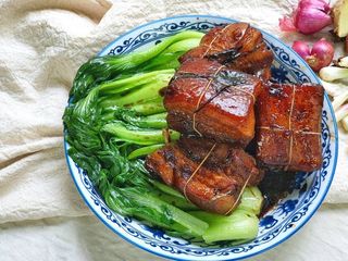 THỊT KHO ĐÔNG PHA- ĐẶC SẢN CỦA NGƯỜI HÀNG CHÂU - TRUNG QUỐC