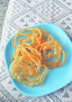 A picture of Instant Jalebi.