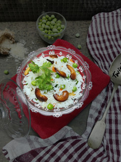 મટર પુલાવ (peas pulav recipy in gujrati) રેસીપી મુખ્ય ફોટો