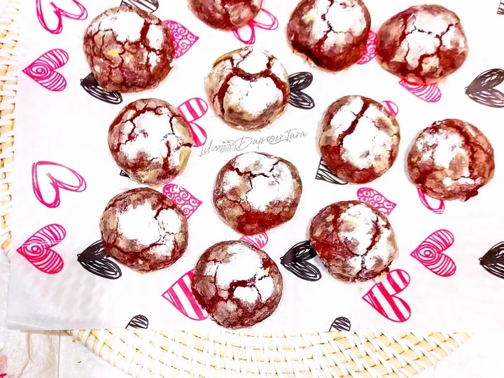 Langkah Gampang Membuat Resep Red Velvet Crinkle Cookies yang Lezat Sekali Anti Ribet, Uenak Banget