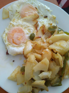 Una foto de Patatas a lo pobre