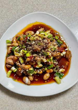 辣拌油炒花生 的食譜成品照片