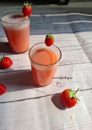 Foto resep Es 5Strawberry Yakult