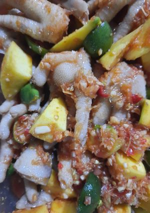 Hình của món Chân gà sốt thái.