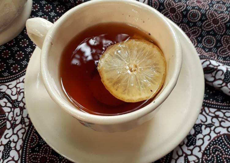 makanan Hot Lemon tea yang pingin nambah