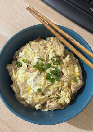 Foto resep Oyakodon / Nasi Telur Ayam Khas Jepang