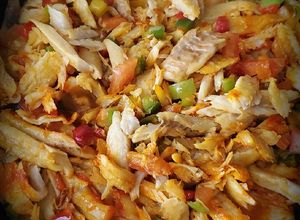 Una foto de Bacalao guisado con vegetales