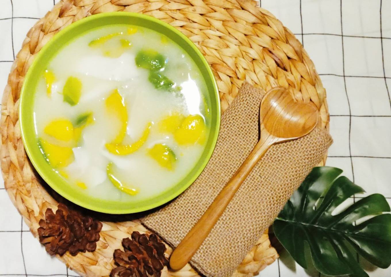 Es Alpa (Alpukat Kelapa)