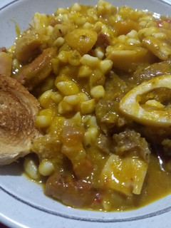 Una foto de Locro Carlitos