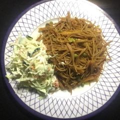A picture of Fried spaghetti By RuNas Kitchen.