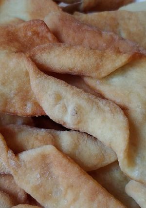 A picture of Roll Kuchen.