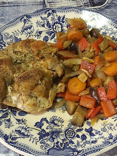 Una foto de Pollo "improvisado" con especias