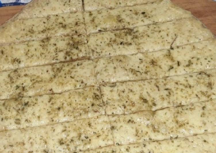 Kreasi pizza dough instant#1: Garlic bread