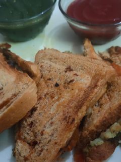 टोस्ट (toast recipe in Hindi) रेसिपी मुख्य फोटो