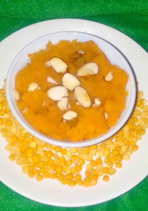 चना दाल हलवा (chna dal halwa recipe in hindi) रेसिपी मुख्य फोटो