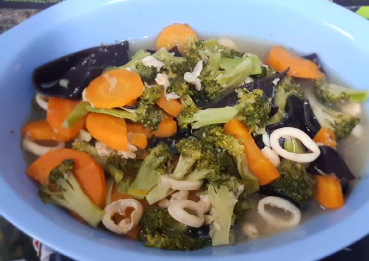 Cara Gampang Menyiapkan Brokoli Seafood yang Lezat