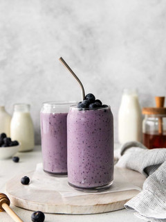 A picture of Blueberry smoothie.