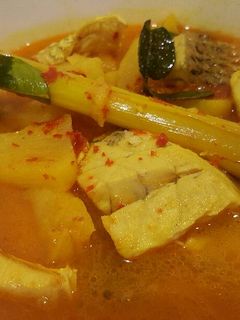 Foto resep Ikan kakap kuah nanas (Barramundi fish with pineapple soup)