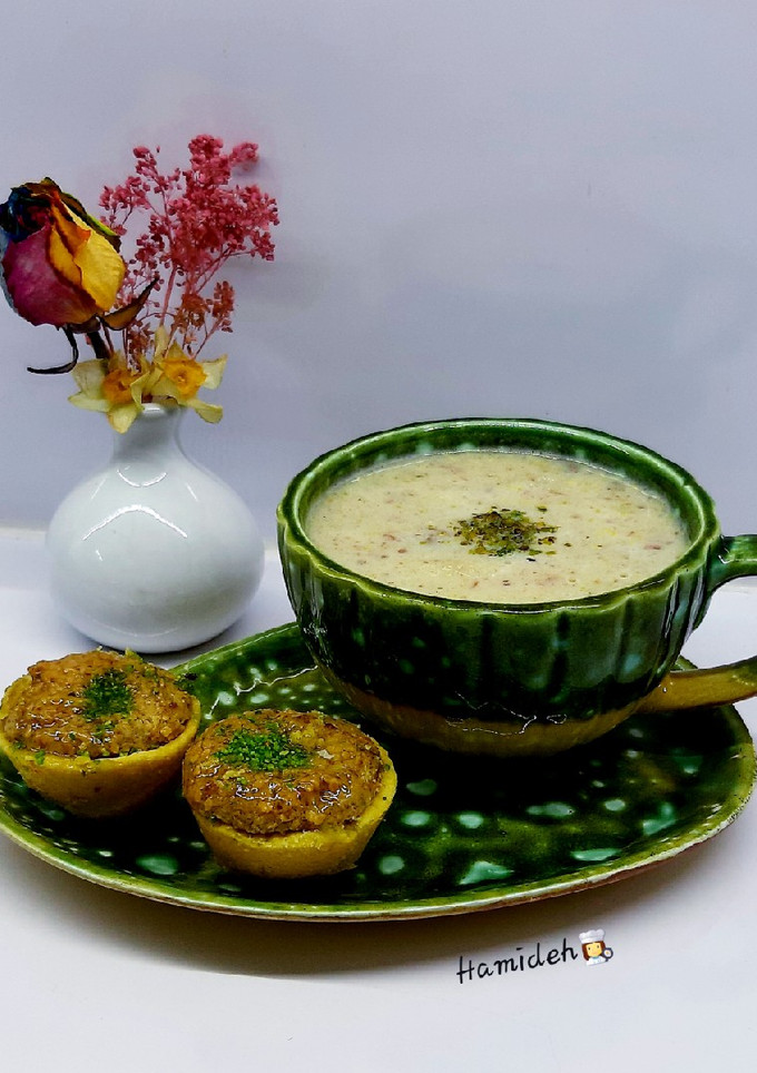 عکسی از دستور معجون شیر پسته وخرما🍵