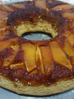 Una foto de Torta invertida de manzana