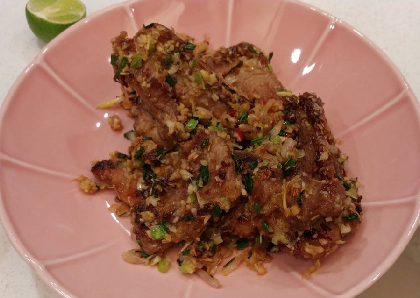 香矛豬排 (Pork Chop w/ Lemongrass)