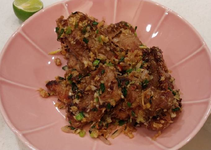 Simple Way to Prepare Homemade 香矛豬排 (Pork Chop w/ Lemongrass) for Types of Recipe