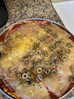 Una foto de Pizza de pollo