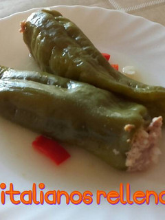 Una foto de Pimientos italianos rellenos de carne*
