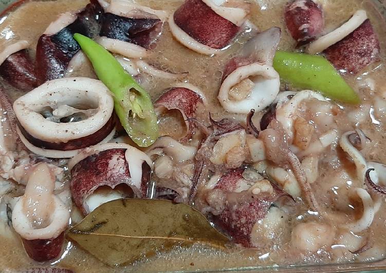 Recipe of Award-winning Squid in Garlic and Olive Oil